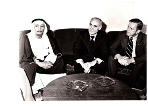 ["The image depicts Dewey Bartlett seated with Clifford Hansen and Sayyed Thami Bin Abdullah"]